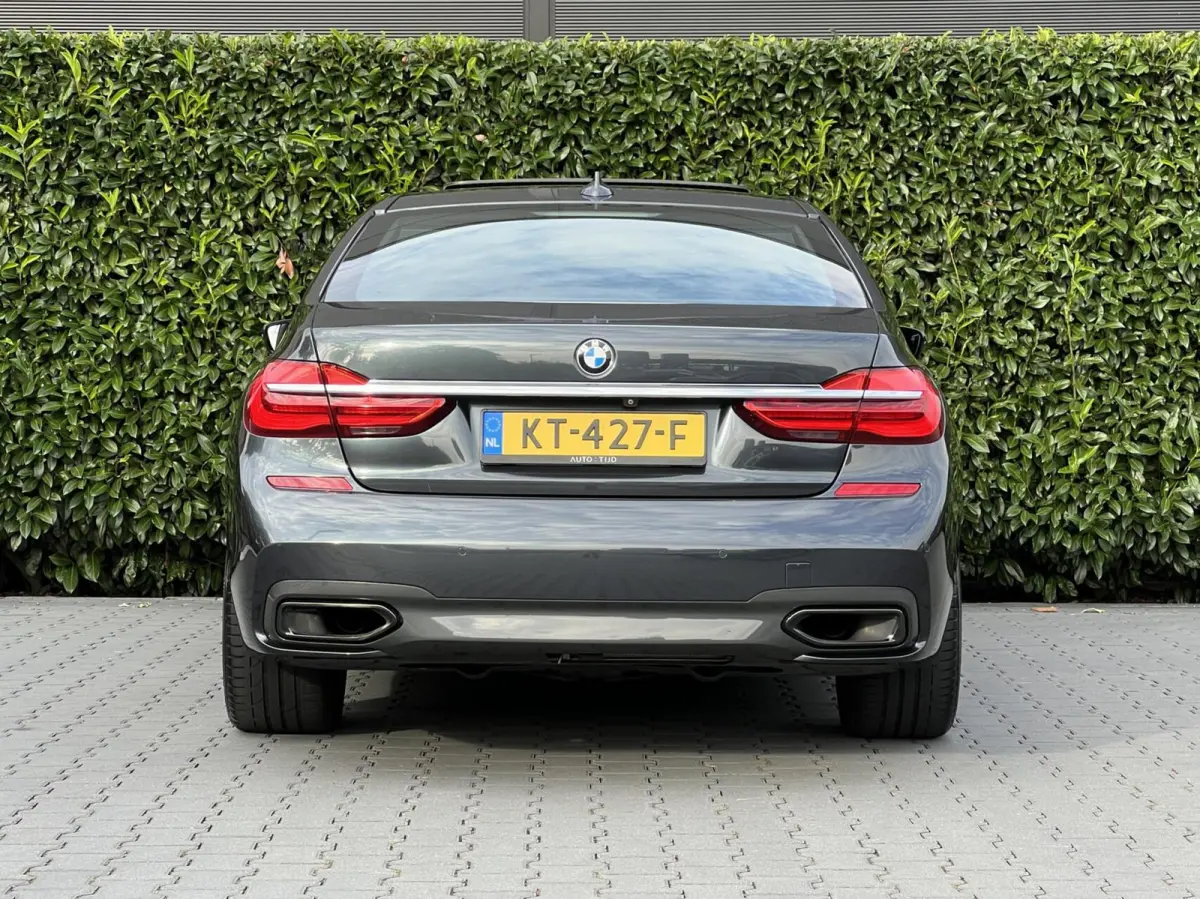 740e iPerformance High ExecutiveNL AUTO, NAP LOGISCH, M-PAKKET, PANORAMADAK, LUCHTVERING, H/K SOUND, SOFTCLOSE, COMFORT STOELEN, MEMORY, HUD, KEYLESS, 360 CAMERA, DODEHOEK, CLIMATE CONTROL, 