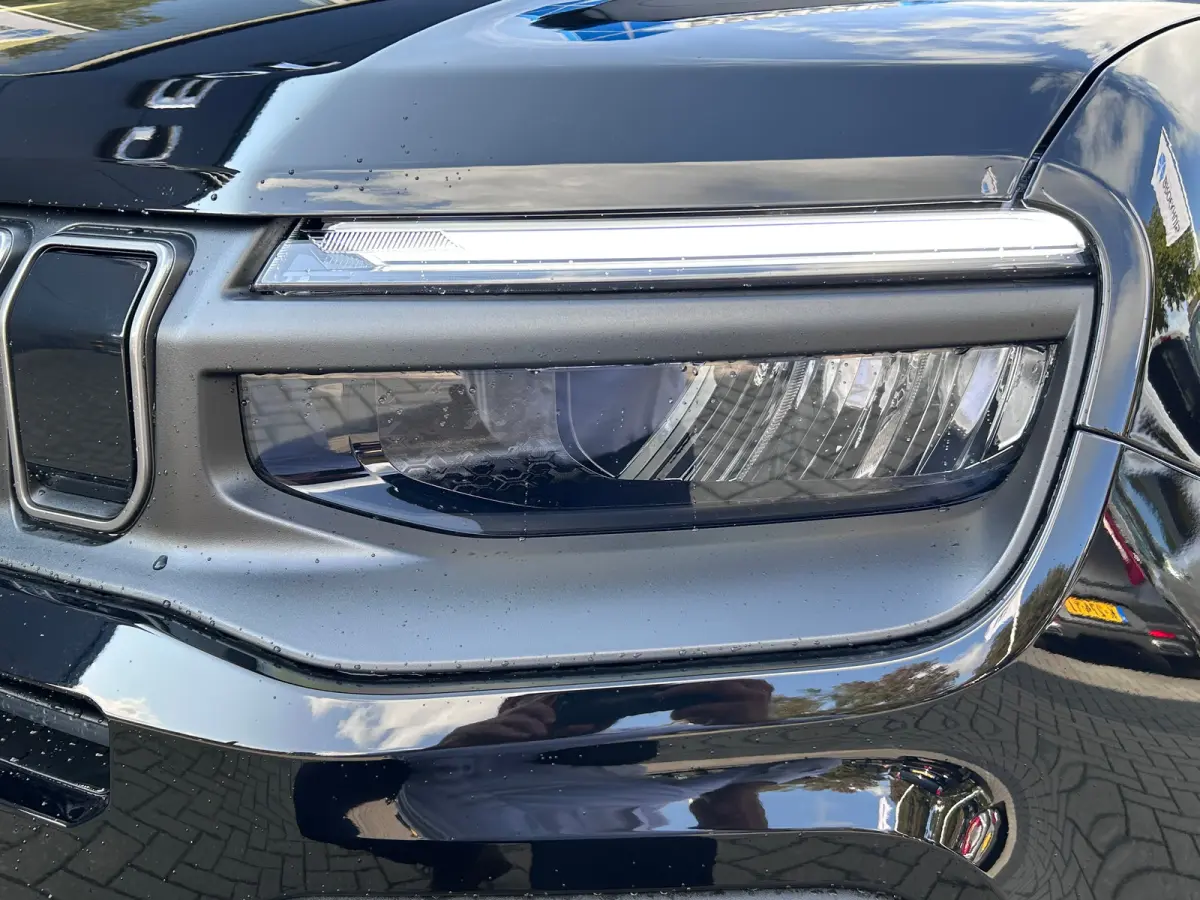 Longitude 54 kWh Stoelverwarming | Parkeersensoren Achter | Carplay | Digitaal Dashboard | Verwarmde Voorruit | 16" Lichtmetaal | Apple Carplay/Android Auto|telefoonintegratie premium | Crui