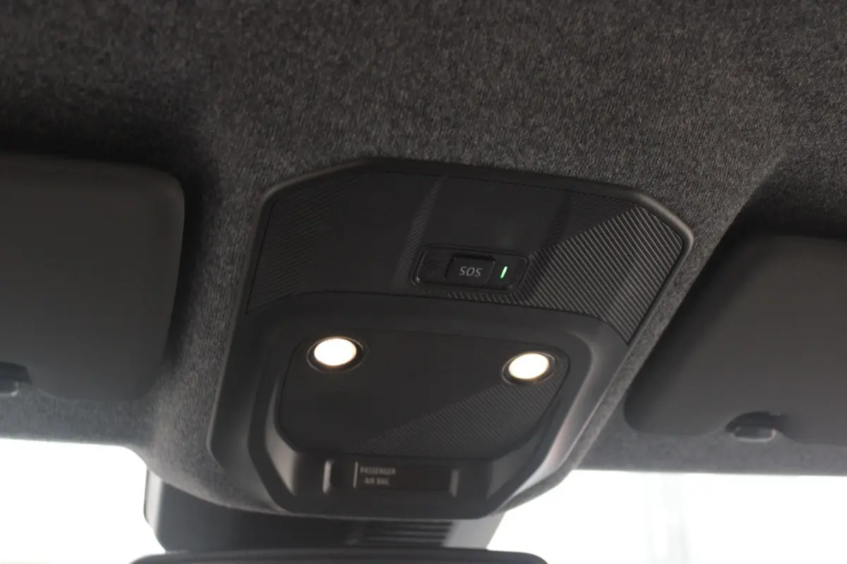 COMFORT RANGE TECHNO 150PK 52 kWh *NIEUWE AUTO!* | PACK WINTER TECHNO: (ELEKTRISCH VERWARMBARE VOORSTOELEN, ELEKTRISCH VERWARMBAAR STUURWIEL, BESTUUDERSSTOEL MET ELEKTRSCH VERSTELBARE LENDES