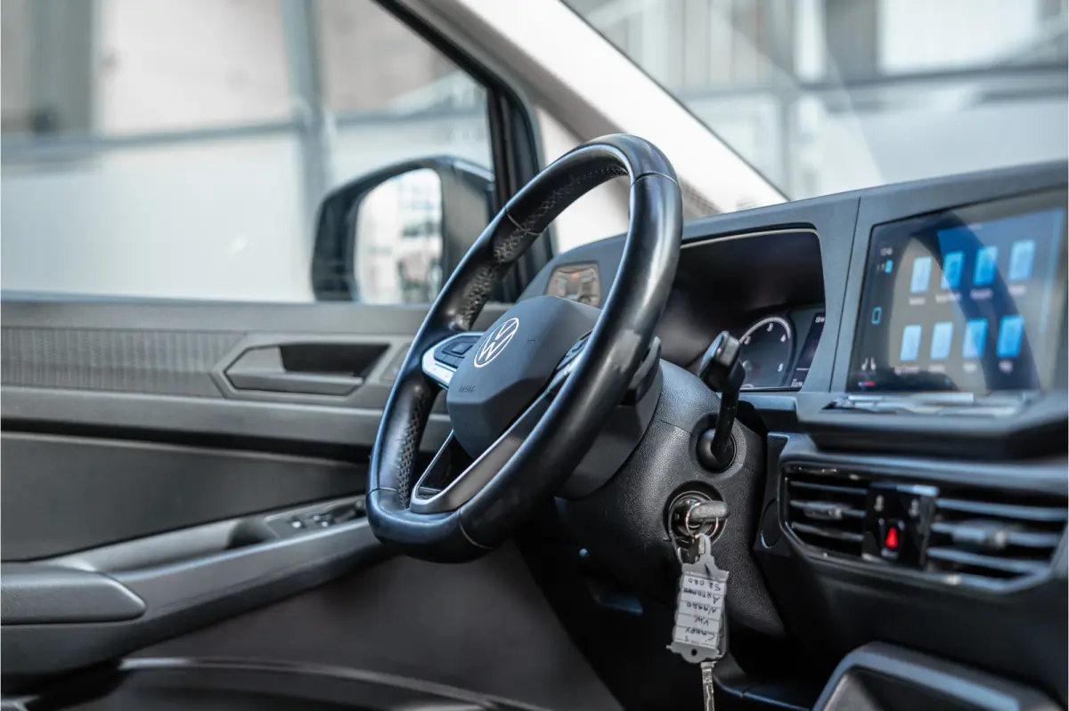 2.0 TDI | R-Line | Marge | BTW Vrij | LED | Navigatie Camera | CarPlay | Stoelverwarming | MF Stuur | Cruise control | BOTT Inrichting | DAB | Nieuwe APK