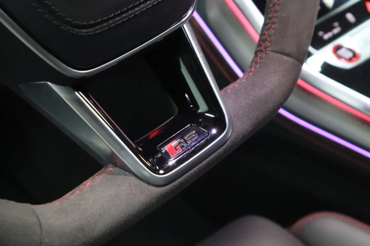 4.0 TFSI RS Q8 Performance|Pano|Ceramic|B&O