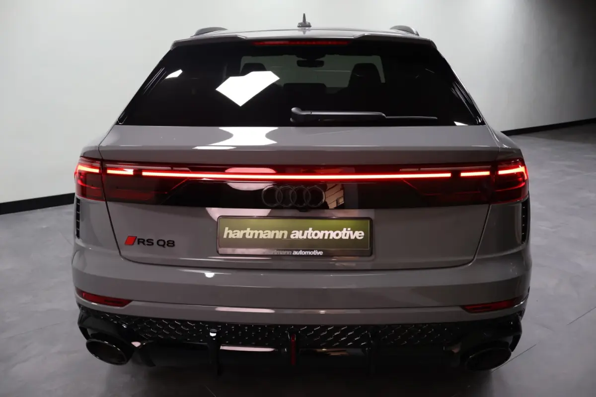 4.0 TFSI RS Q8 Performance|Pano|Ceramic|B&O