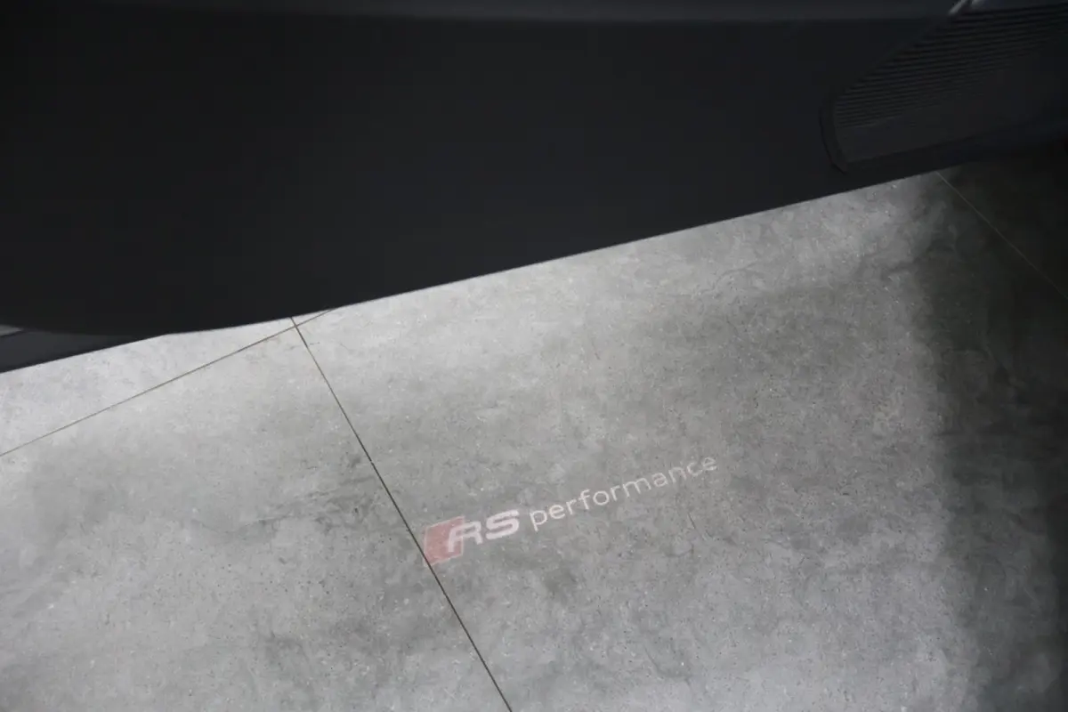 4.0 TFSI RS Q8 Performance|Pano|Ceramic|B&O