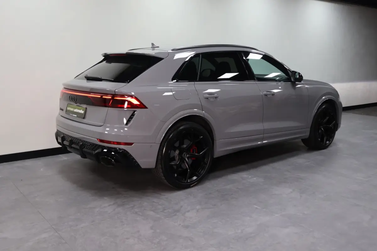 4.0 TFSI RS Q8 Performance|Pano|Ceramic|B&O