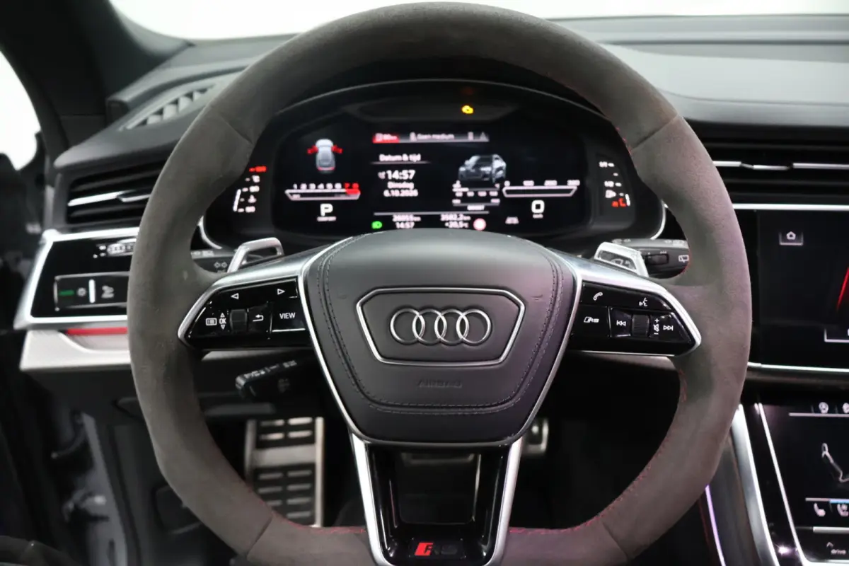 4.0 TFSI RS Q8 Performance|Pano|Ceramic|B&O