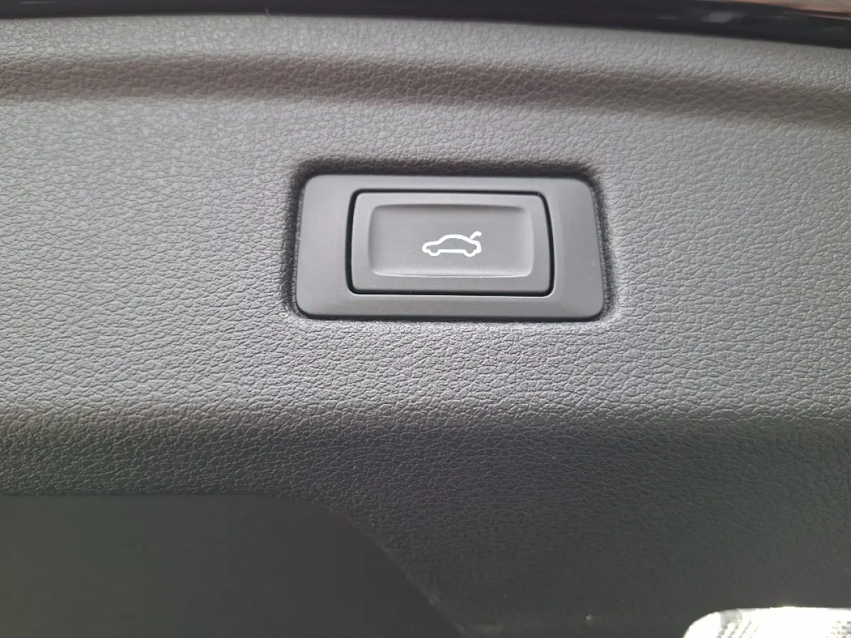 40 TFSI Business Edition * Navigatiesysteem * AUTOMAAT * Elektrische kofferklep *