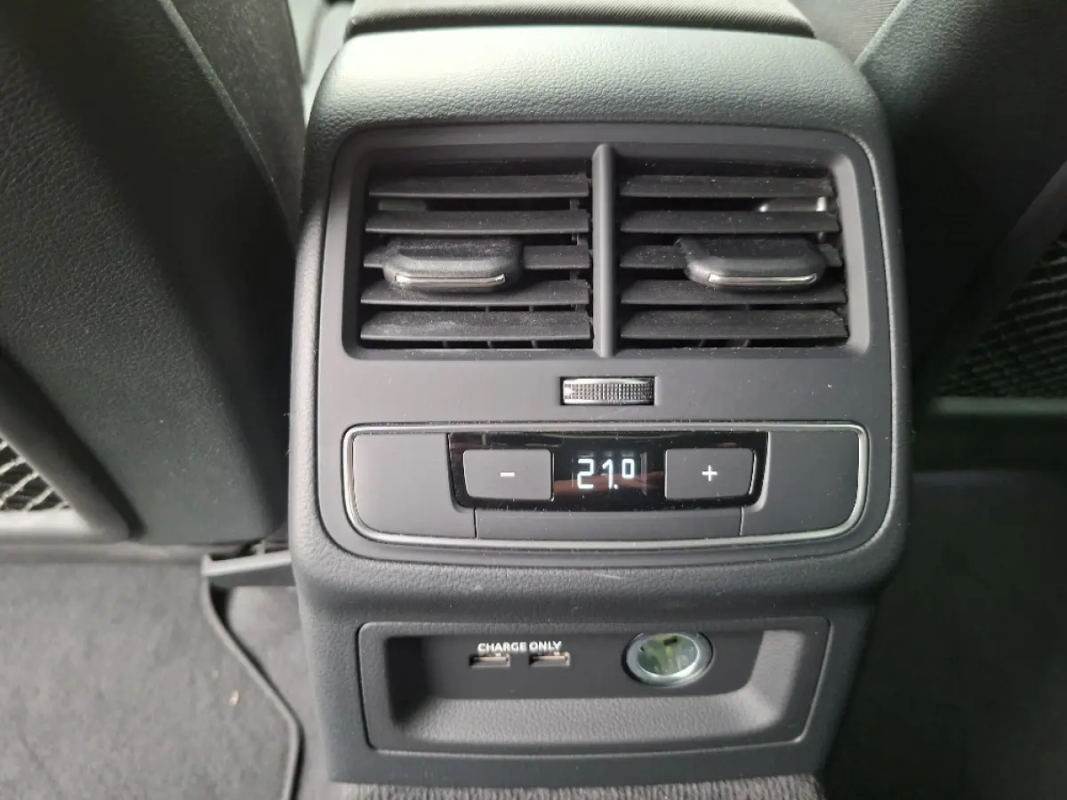 40 TFSI Business Edition * Navigatiesysteem * AUTOMAAT * Elektrische kofferklep *