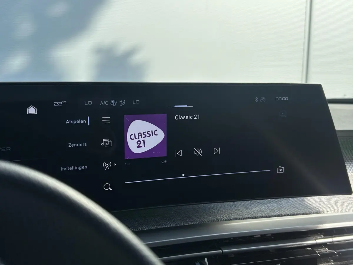 1.2 Hybrid 136 GT | 360 Camera | Adaptieve Cruise Control | Elektrische stoelen | Apple Carplay/Android Auto