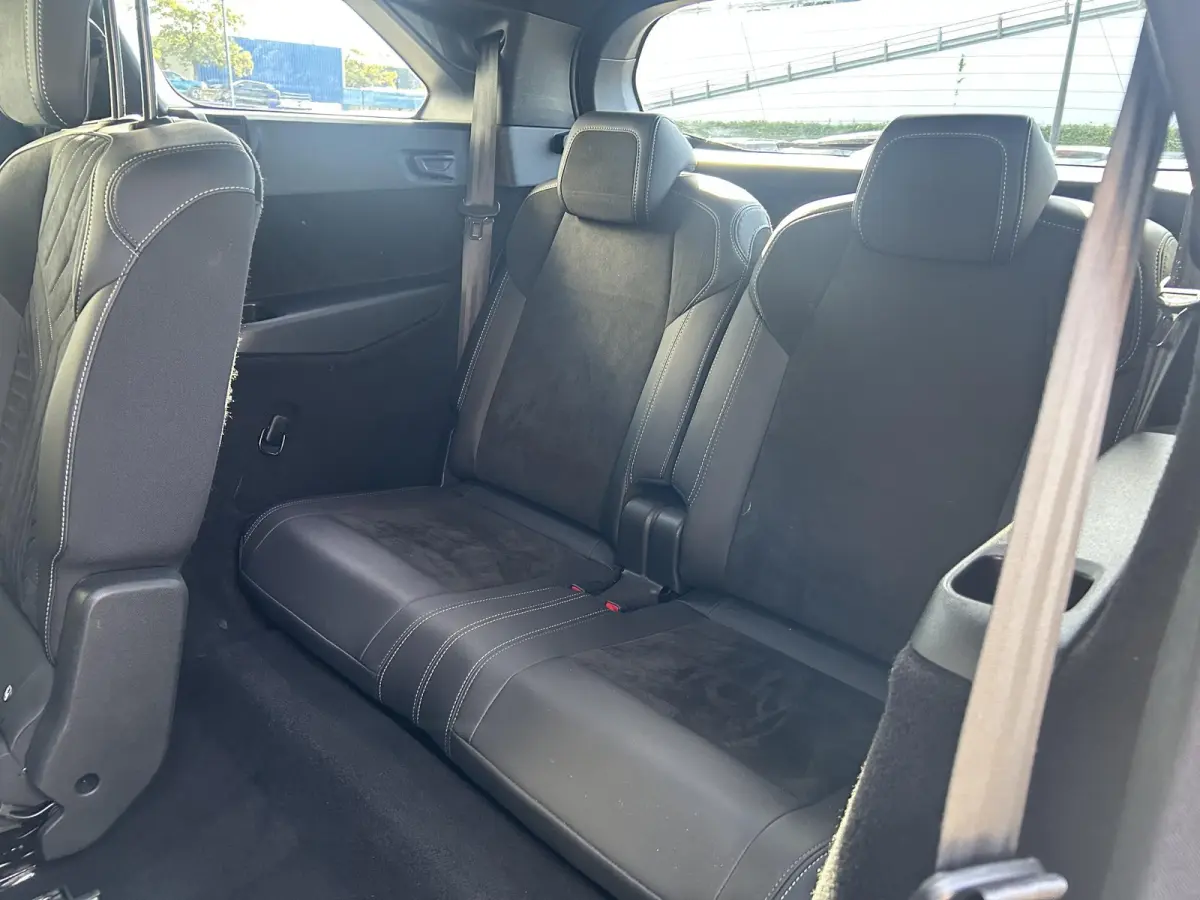 1.2 Hybrid 136 GT | 360 Camera | Adaptieve Cruise Control | Elektrische stoelen | Apple Carplay/Android Auto