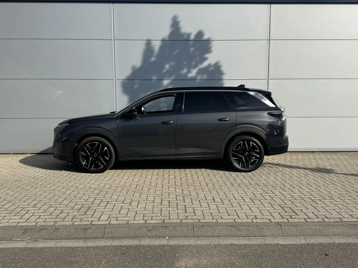 1.2 Hybrid 136 GT | 360 Camera | Adaptieve Cruise Control | Elektrische stoelen | Apple Carplay/Android Auto