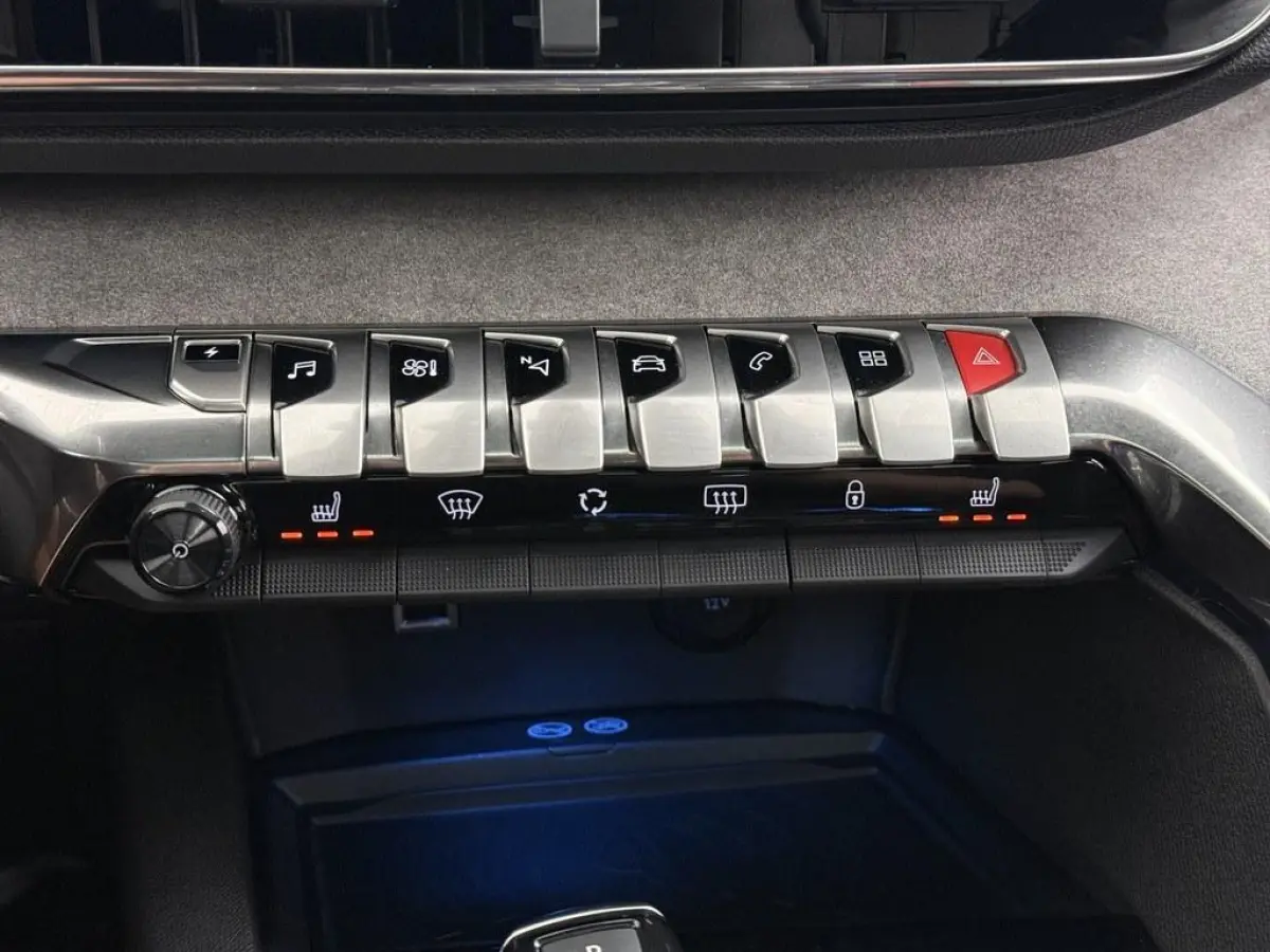 1.6 HYbrid 4x4 300pk GT Black Pack Pano/Alcantara/ 360.Camera/Comfort.Stoelen/El.Klep/Led/Nav/Winterpakket/CarPlay