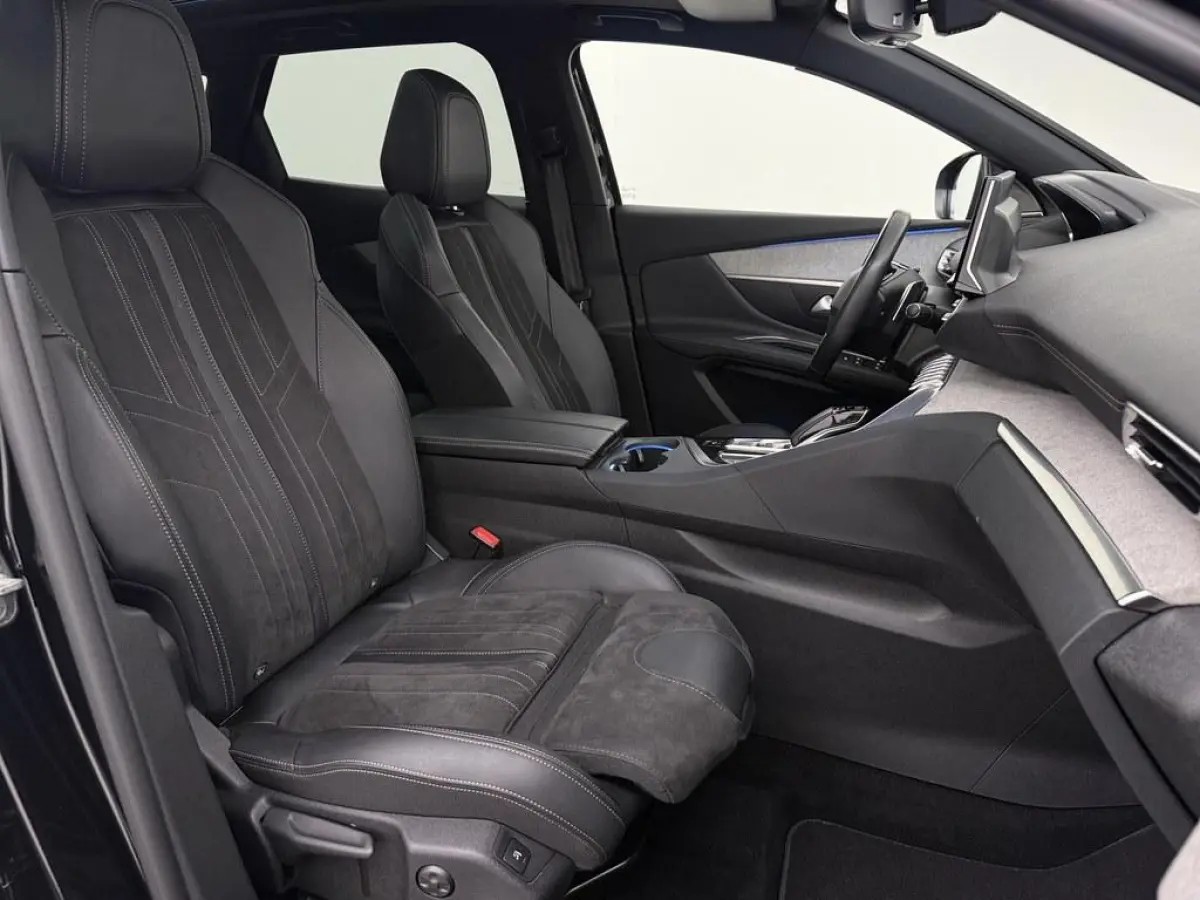 1.6 HYbrid 4x4 300pk GT Black Pack Pano/Alcantara/ 360.Camera/Comfort.Stoelen/El.Klep/Led/Nav/Winterpakket/CarPlay