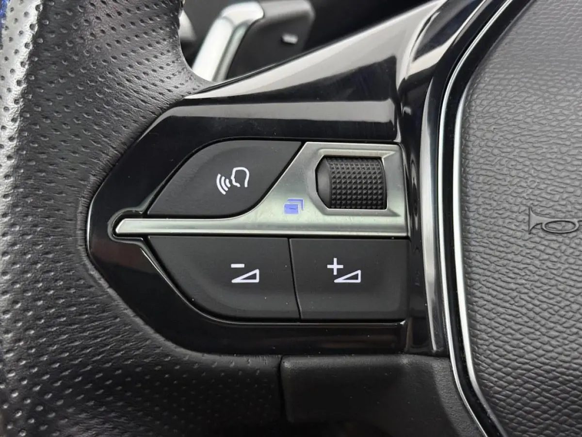 1.6 HYbrid 4x4 300pk GT Black Pack Pano/Alcantara/ 360.Camera/Comfort.Stoelen/El.Klep/Led/Nav/Winterpakket/CarPlay