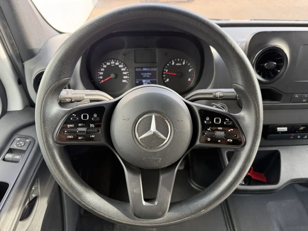 515 1.9 CDI 150PK Laadklep Bakwagen Dubbellucht Climate Control Cruise Control Apple Carplay Koffer Meubelbak
