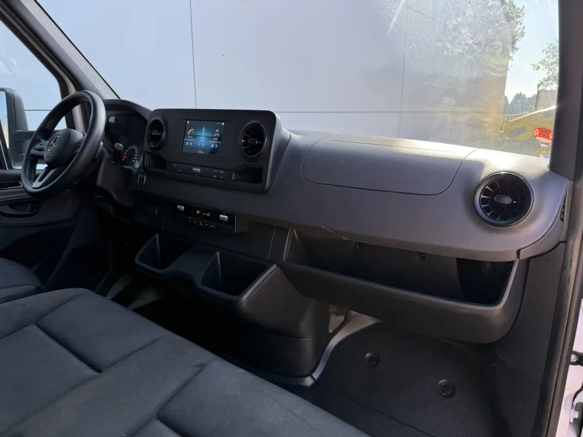 515 1.9 CDI 150PK Laadklep Bakwagen Dubbellucht Climate Control Cruise Control Apple Carplay Koffer Meubelbak