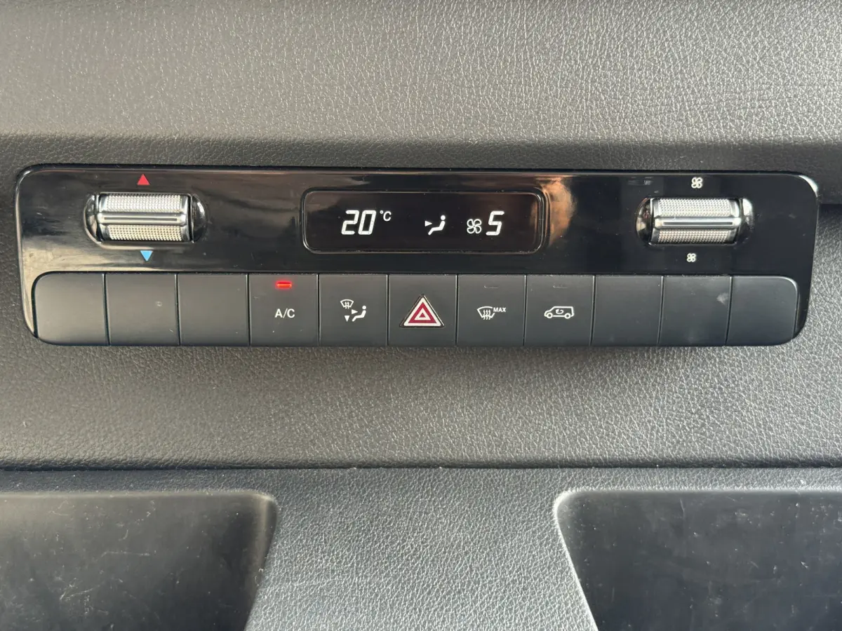 515 1.9 CDI 150PK Laadklep Bakwagen Dubbellucht Climate Control Cruise Control Apple Carplay Koffer Meubelbak