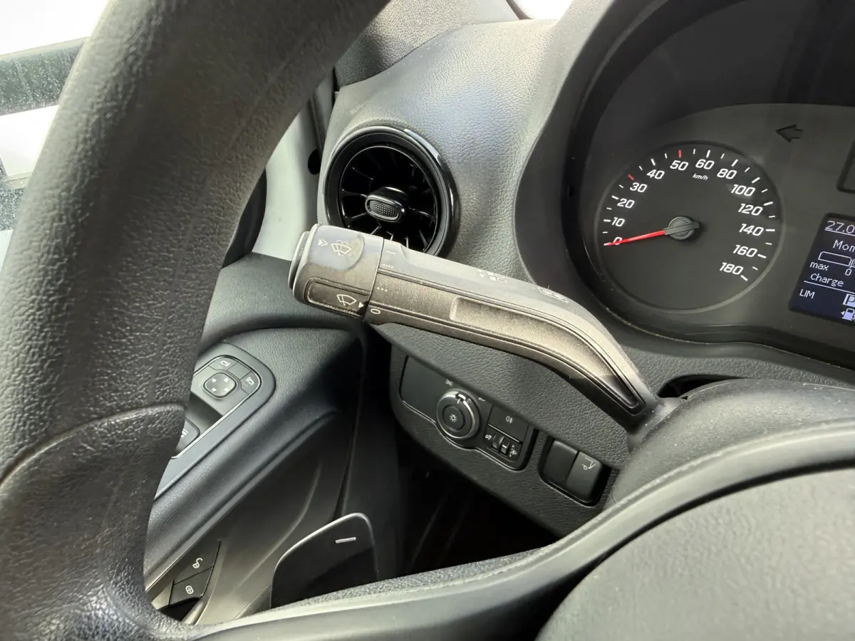515 1.9 CDI 150PK Laadklep Bakwagen Dubbellucht Climate Control Cruise Control Apple Carplay Koffer Meubelbak