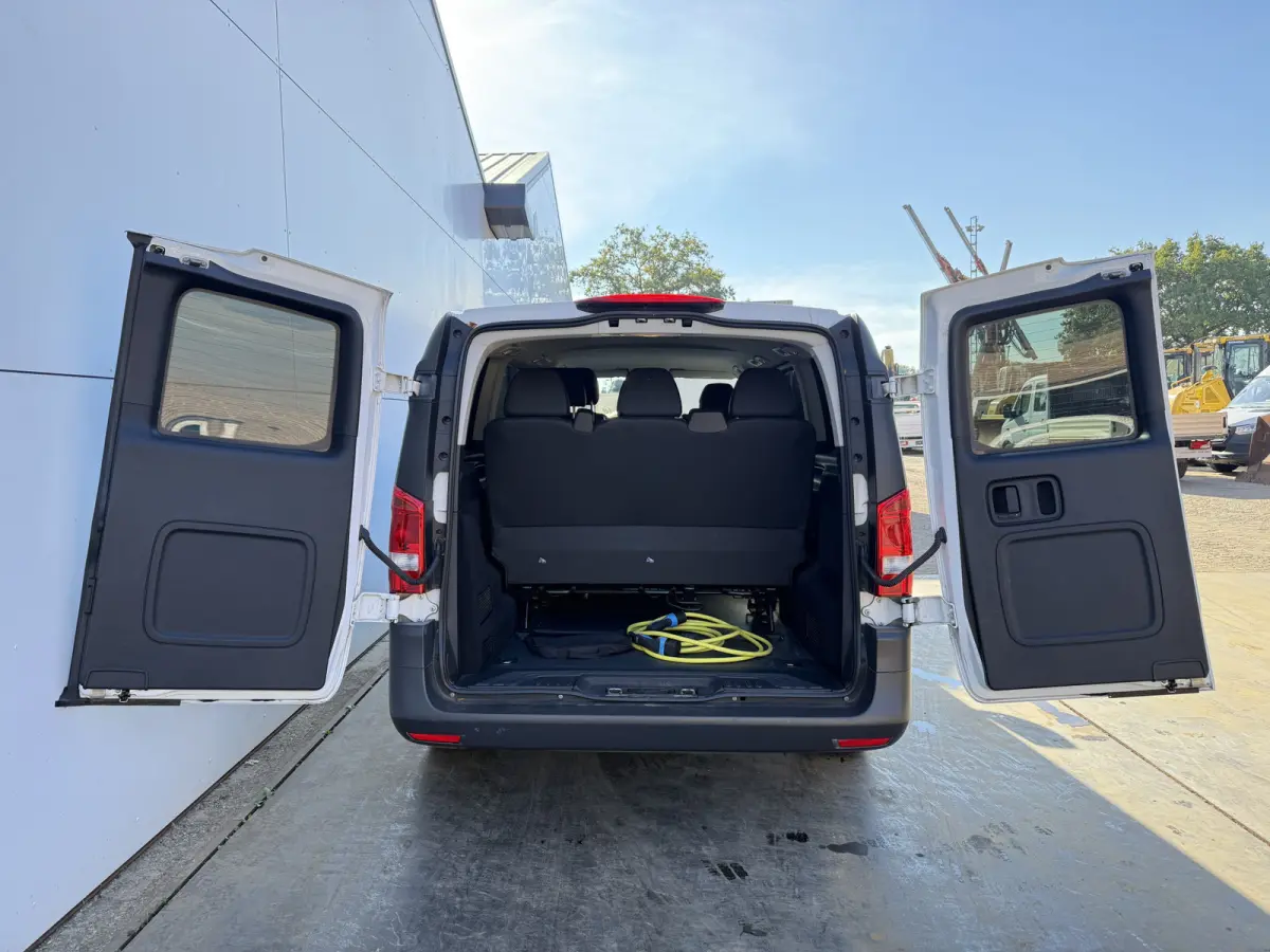 129 90kWh 204PK Personenvervoer L2 370km WLTP 92.2% (SOH) 7 Stoelen Elektrische Schuifdeur LED Lichtmetalen velgen 17inch Snelladen Climate Control Cruise Control