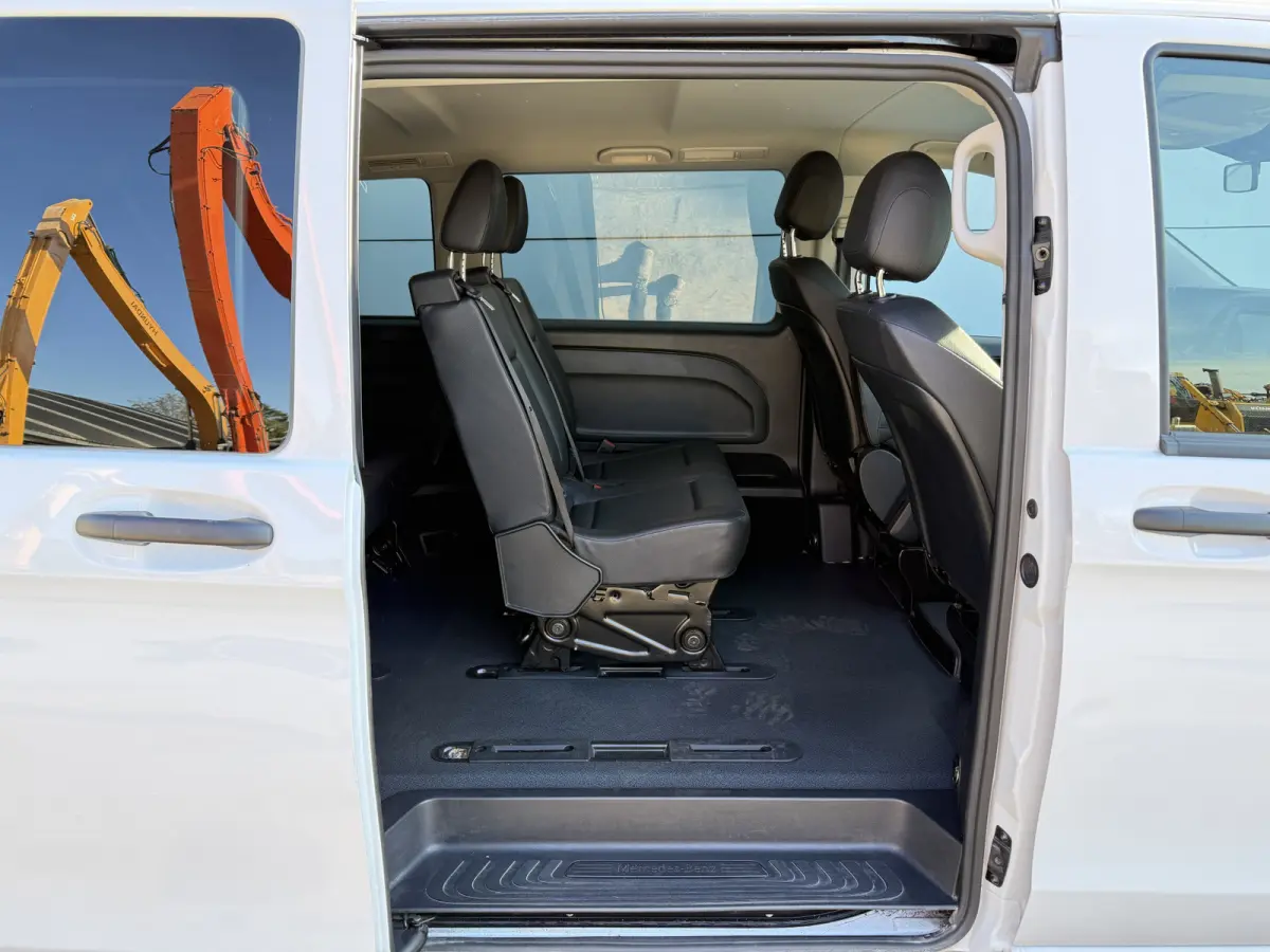 129 90kWh 204PK Personenvervoer L2 370km WLTP 92.2% (SOH) 7 Stoelen Elektrische Schuifdeur LED Lichtmetalen velgen 17inch Snelladen Climate Control Cruise Control