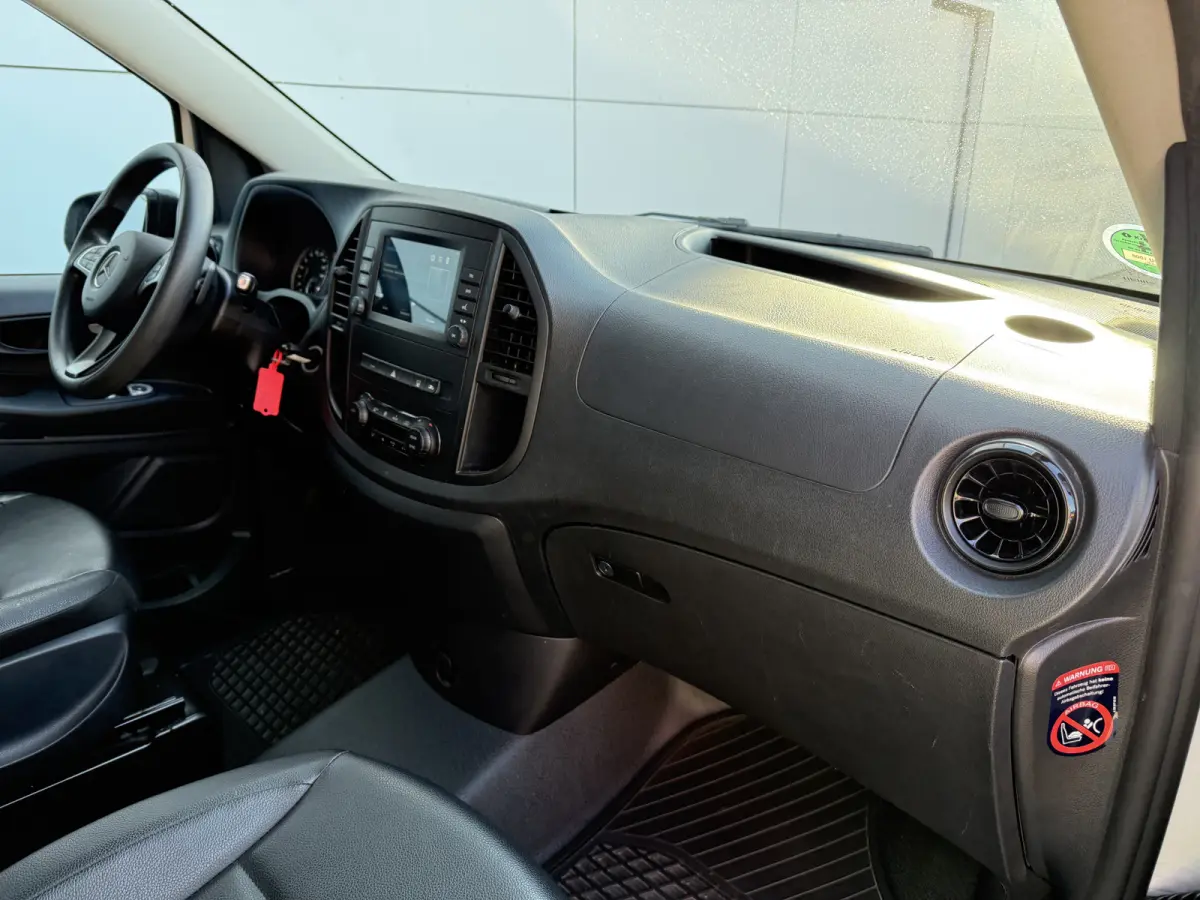 129 90kWh 204PK Personenvervoer L2 370km WLTP 92.2% (SOH) 7 Stoelen Elektrische Schuifdeur LED Lichtmetalen velgen 17inch Snelladen Climate Control Cruise Control