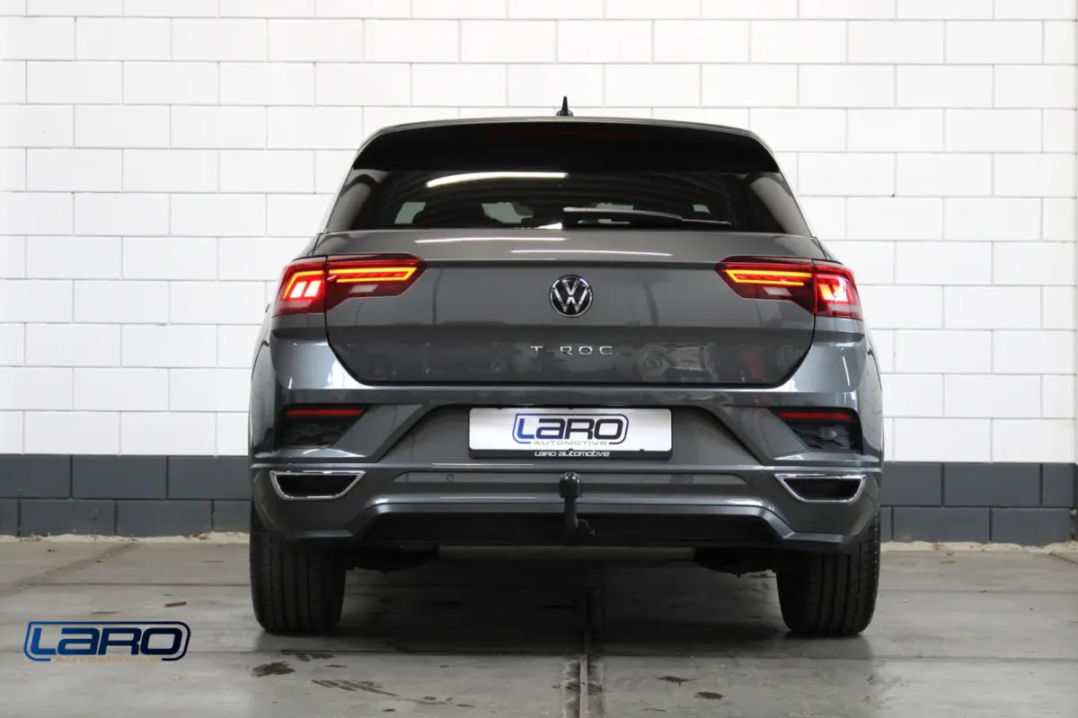 1.5 TSI 3x R-Line | Trekhaak ACC LED Climate CarPlay Blindspot Stoelver.