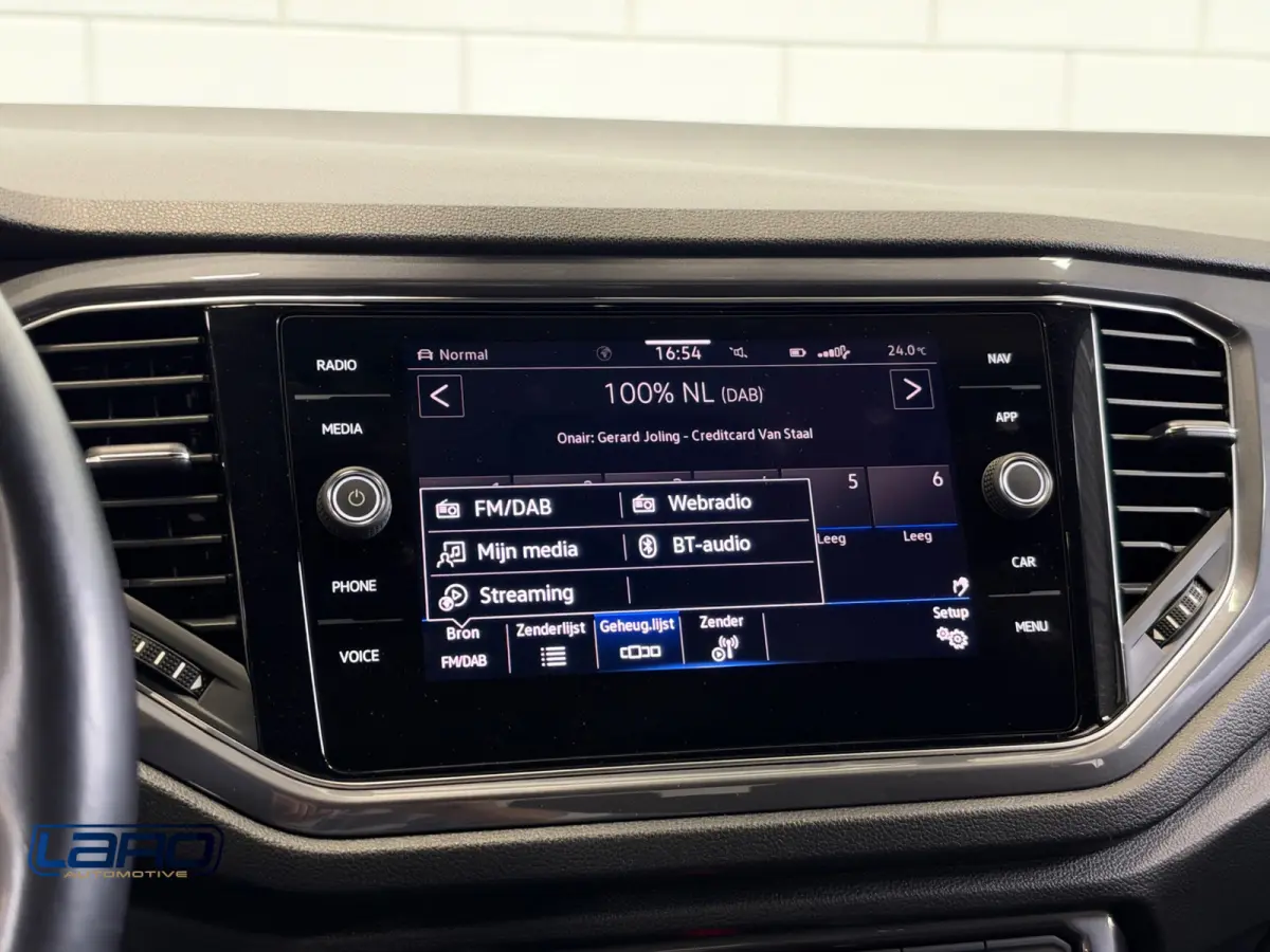1.5 TSI 3x R-Line | Trekhaak ACC LED Climate CarPlay Blindspot Stoelver.
