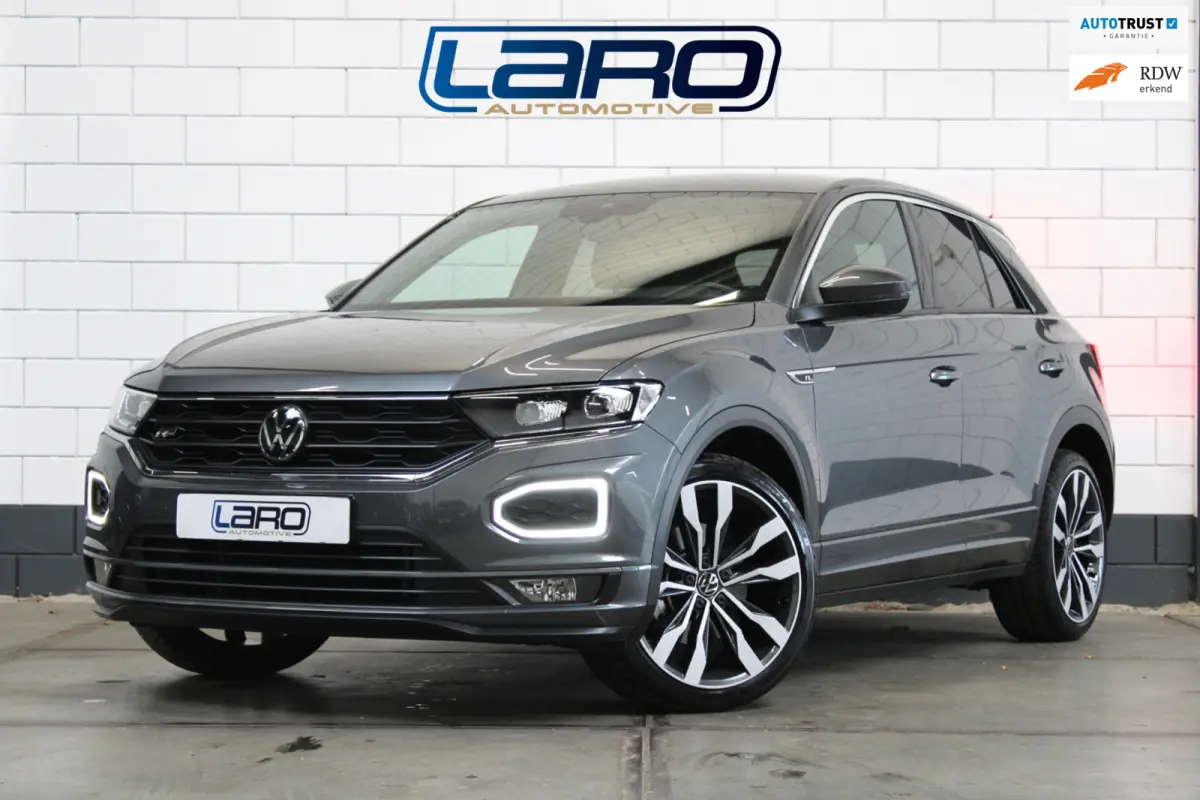 1.5 TSI 3x R-Line | Trekhaak ACC LED Climate CarPlay Blindspot Stoelver.