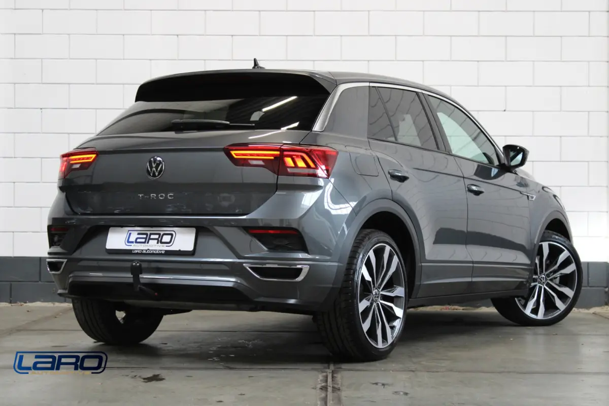 1.5 TSI 3x R-Line | Trekhaak ACC LED Climate CarPlay Blindspot Stoelver.