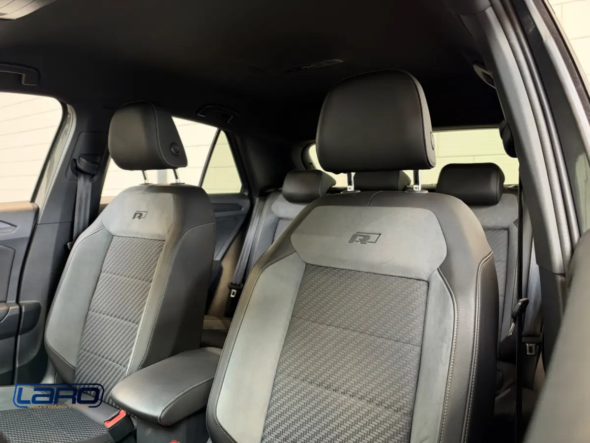 1.5 TSI 3x R-Line | Trekhaak ACC LED Climate CarPlay Blindspot Stoelver.