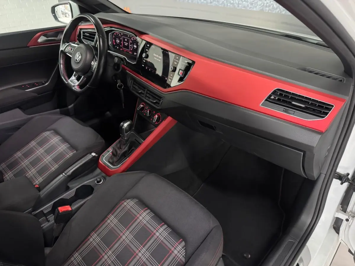 2.0 GTI / DSG / Virtual Cockpit / Apple CarPlay / LED / 110447 KM / Digitaal onderhoud aanwezig.