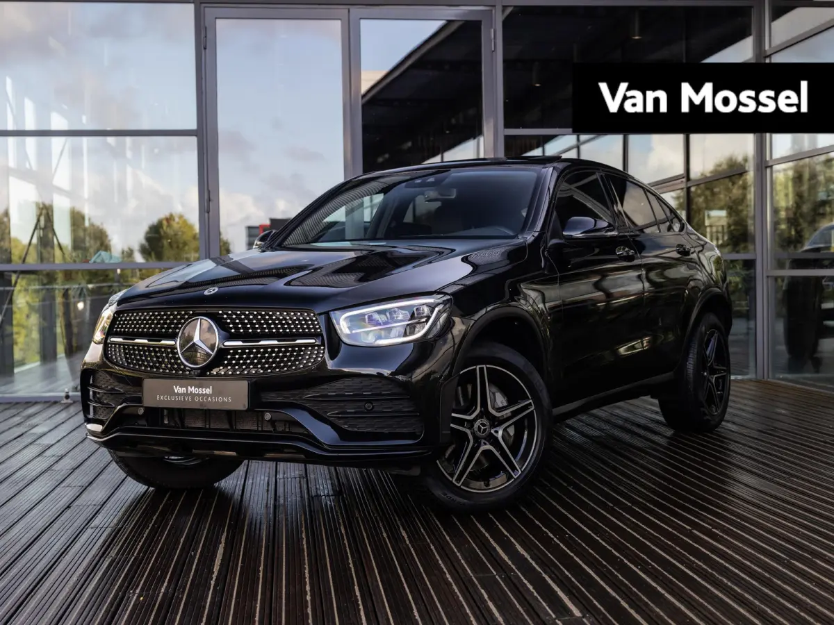 300e 4MATIC Business Solution AMG | SCHUIF-KANTELDAK | 360 CAMERA | KEYLESS ENTRY | APPLE CARPLAY | STOELVERWARMING | NL GELEVERD | 1E EIGENAAR | NIGHT PAKKET | SOH 92% |