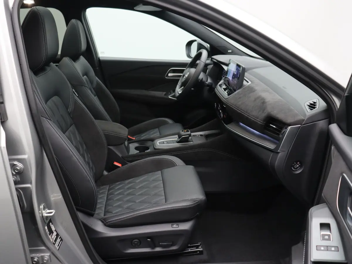 158pk MHEV Xtronic Tekna Plus | Panorama dak | Stoel en stuur verwarming | Head up display |
