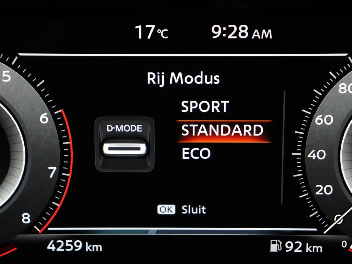 158pk MHEV Xtronic Tekna Plus | Panorama dak | Stoel en stuur verwarming | Head up display |