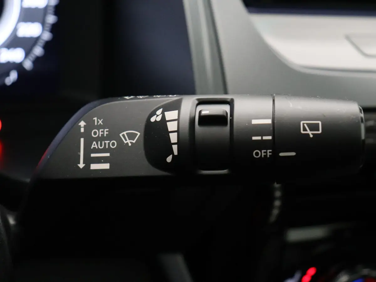 158pk MHEV Xtronic Tekna Plus | Panorama dak | Stoel en stuur verwarming | Head up display |