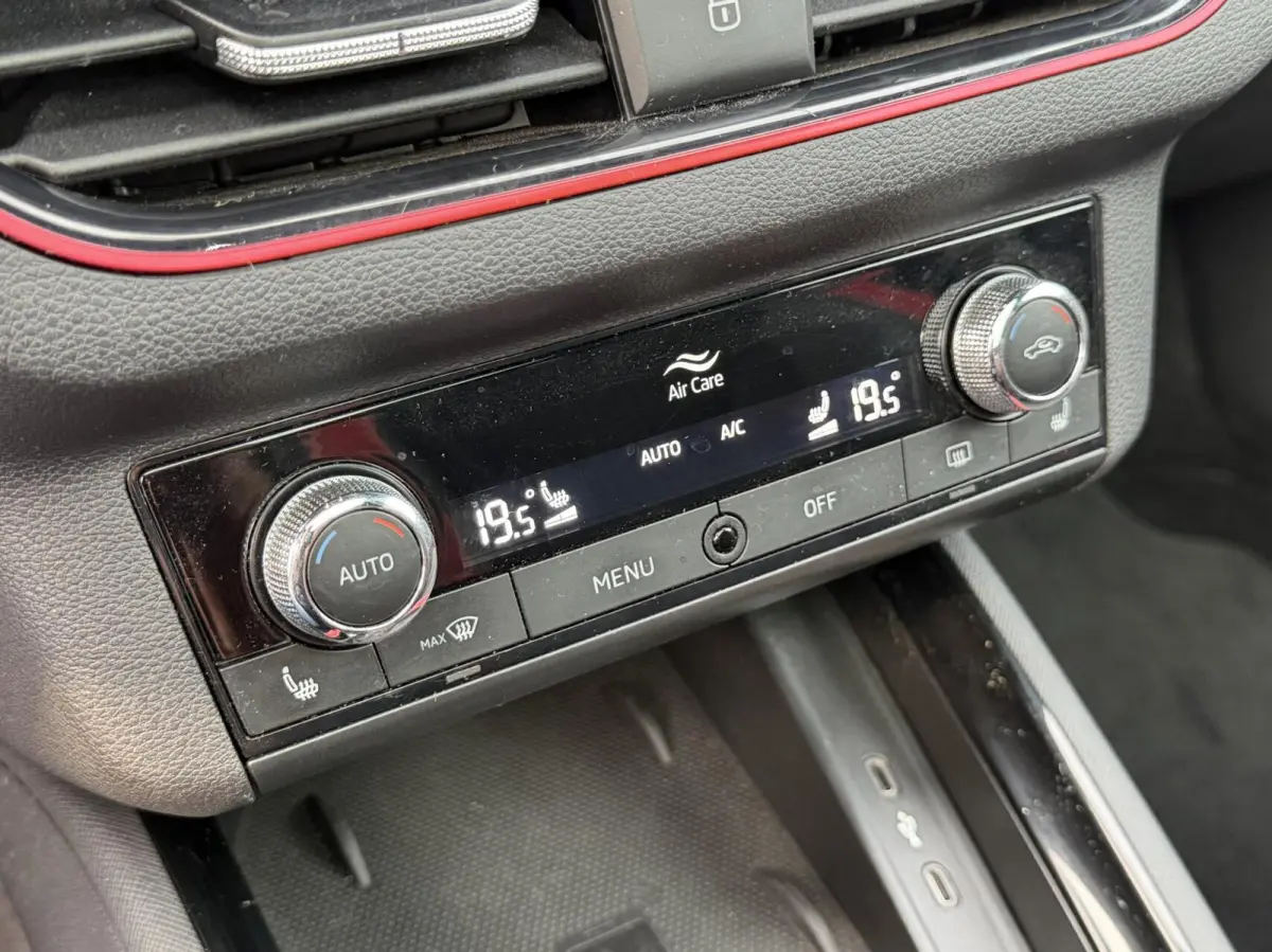 1.0 TSI DSG Monte Carlo Pano|carplay|trekhaak