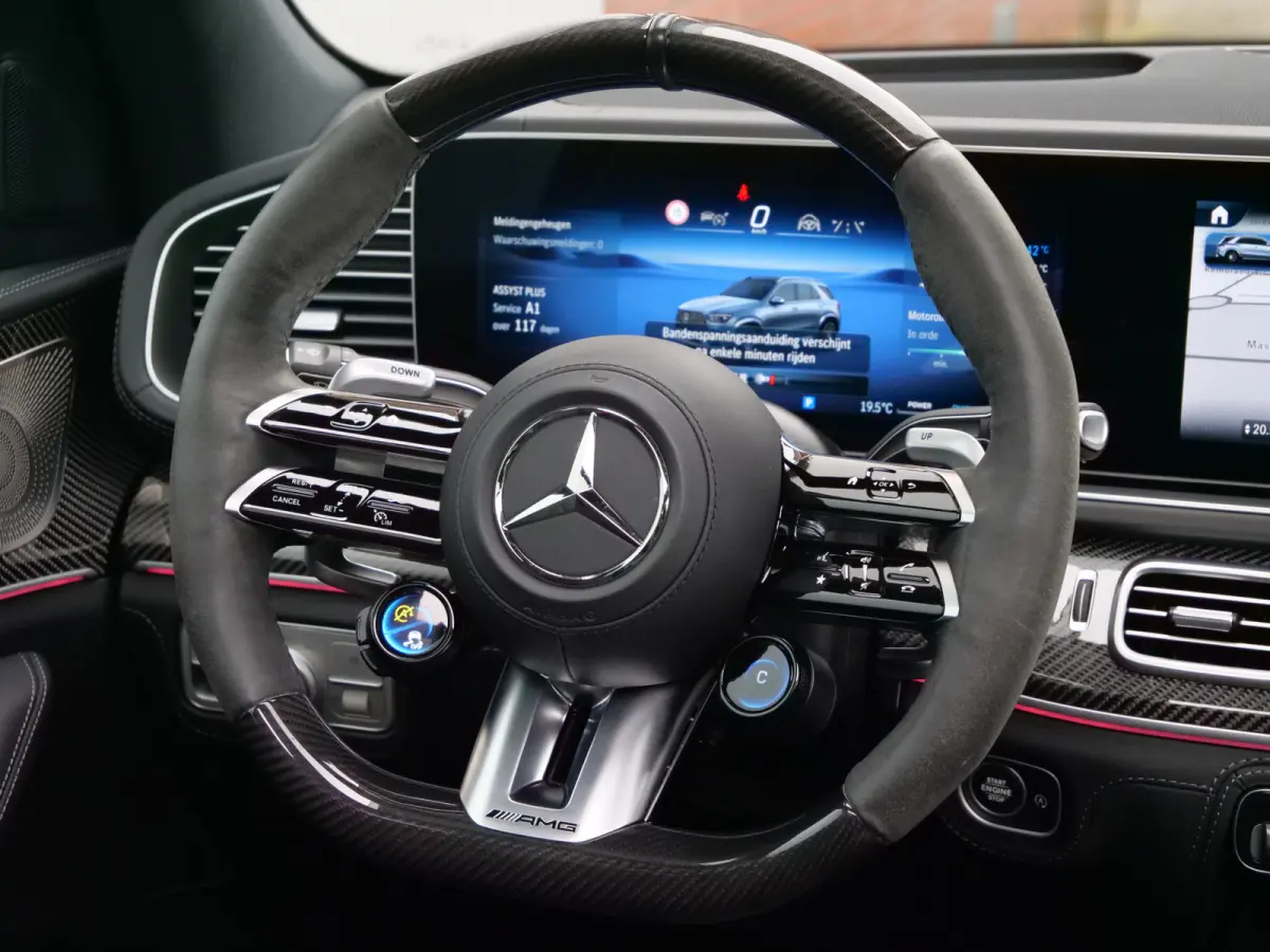AMG 63 S 4MATIC+ Premium Plus 612 Pk Automaat Burmeister / Stoelventilatie / Pano-dak / Trekhaak / Soft-Close / Adaptive Cruise