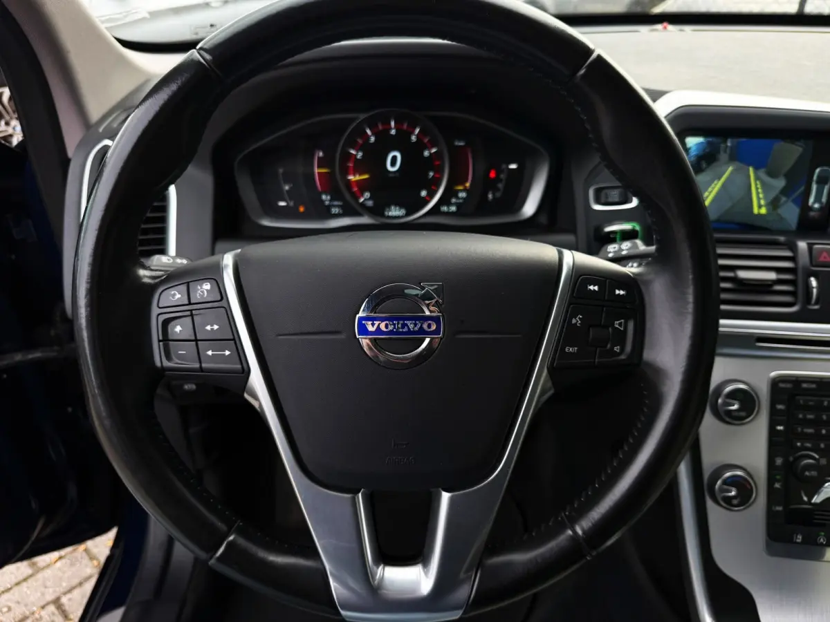 2.0 T5 FWD Ocean Race 245PK|NL Auto|Navi|AUT|Adaptive Cruise|Leder|Camera|Schuifdak|Memmory|Lane Assist|Bots|Trekhaak