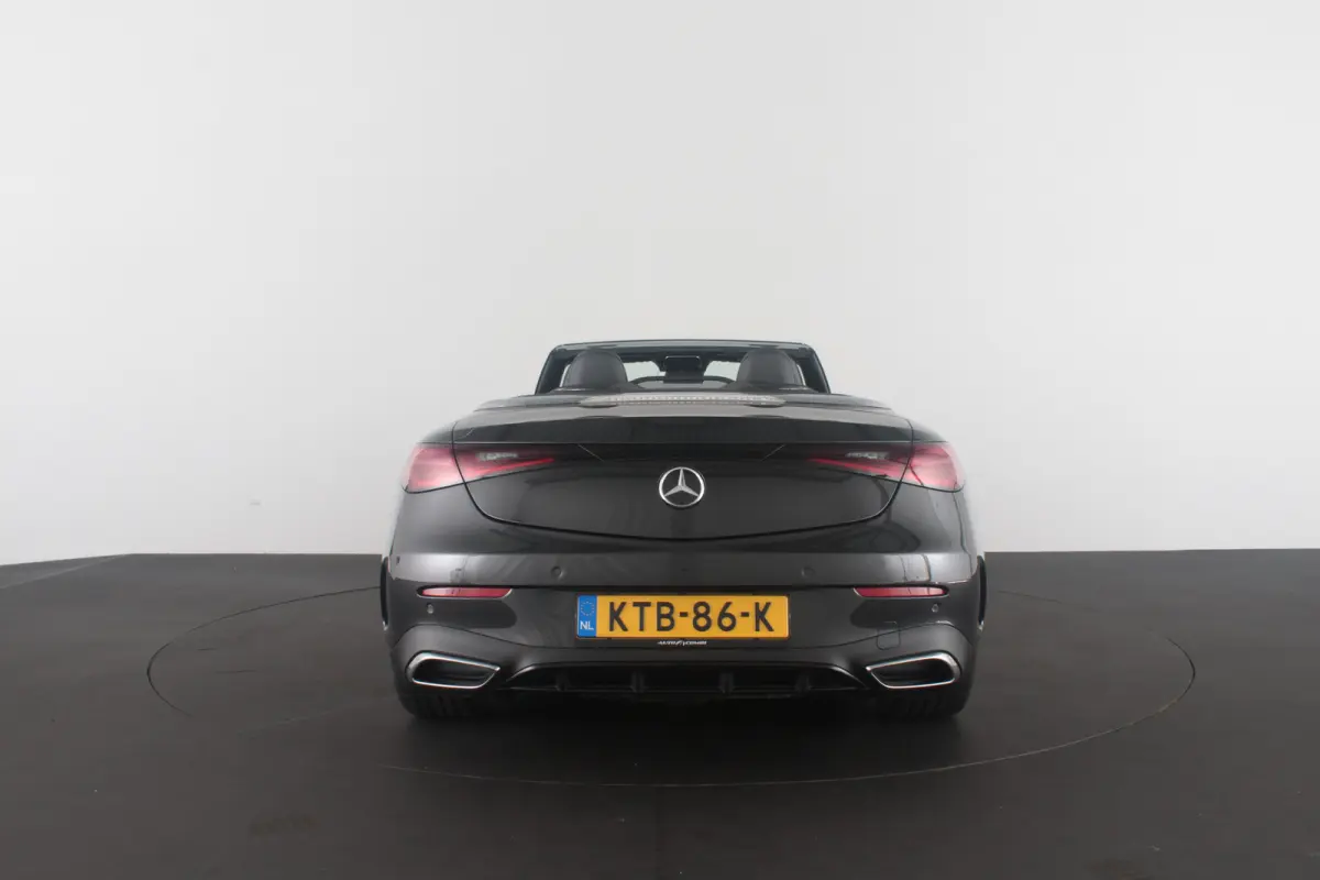 200 AMG Line > Night-pakket/Graphite Grey/High Performance LED