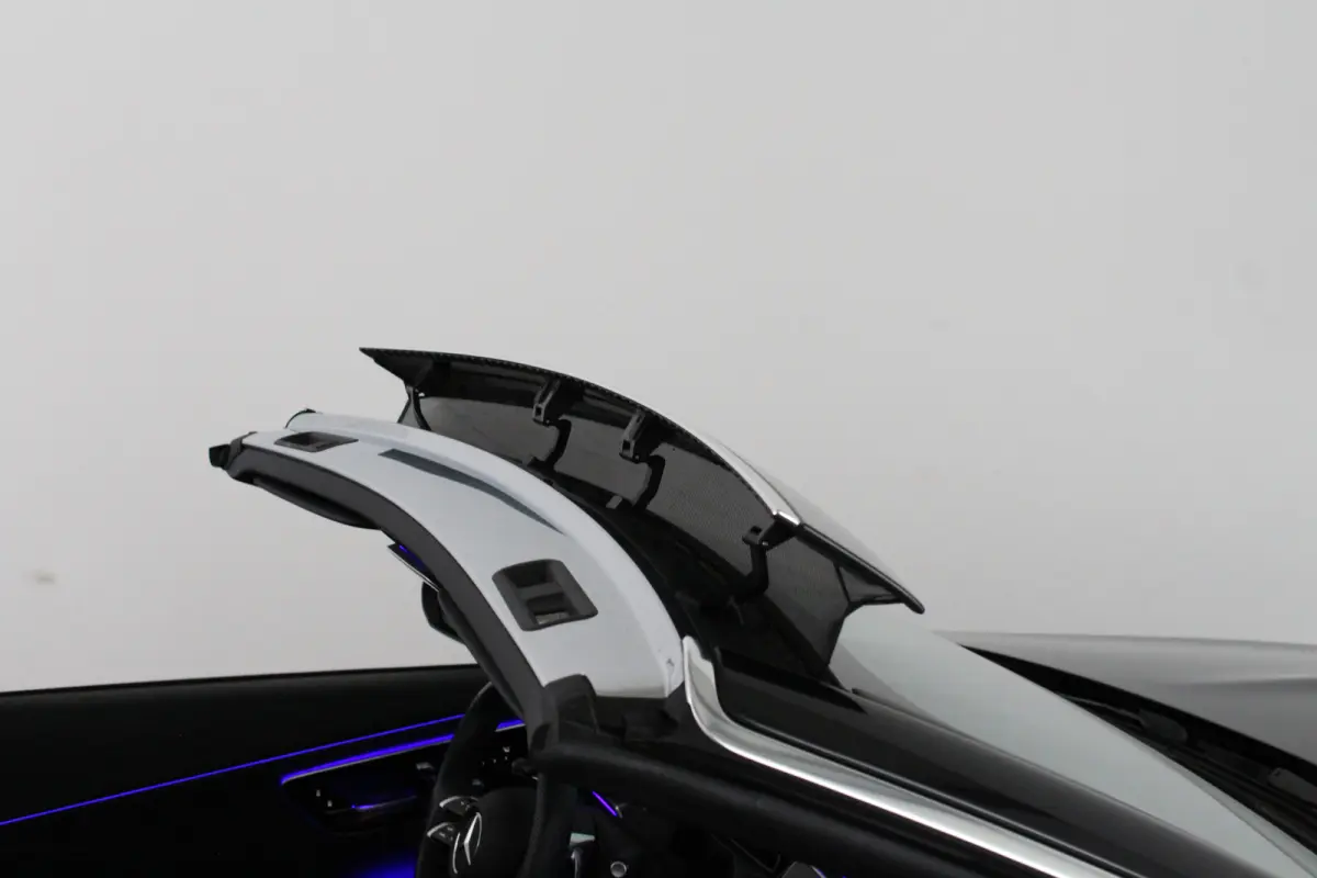 200 AMG Line > Night-pakket/Graphite Grey/High Performance LED