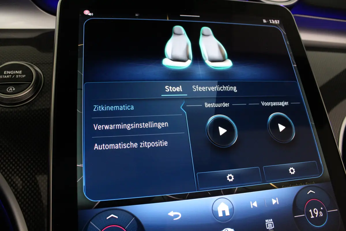 200 AMG Line > Night-pakket/Graphite Grey/High Performance LED