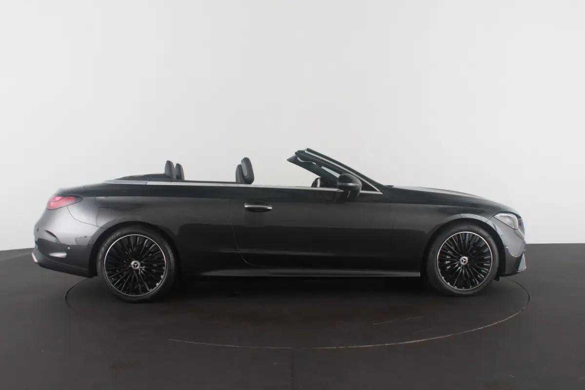200 AMG Line > Night-pakket/Graphite Grey/High Performance LED