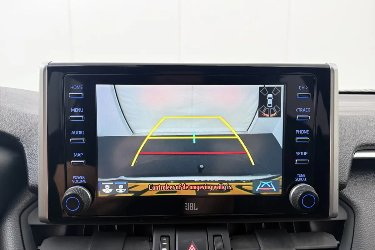 2.5 Hybrid AWD Bi-Tone Carplay Adapt. Cruise Camera