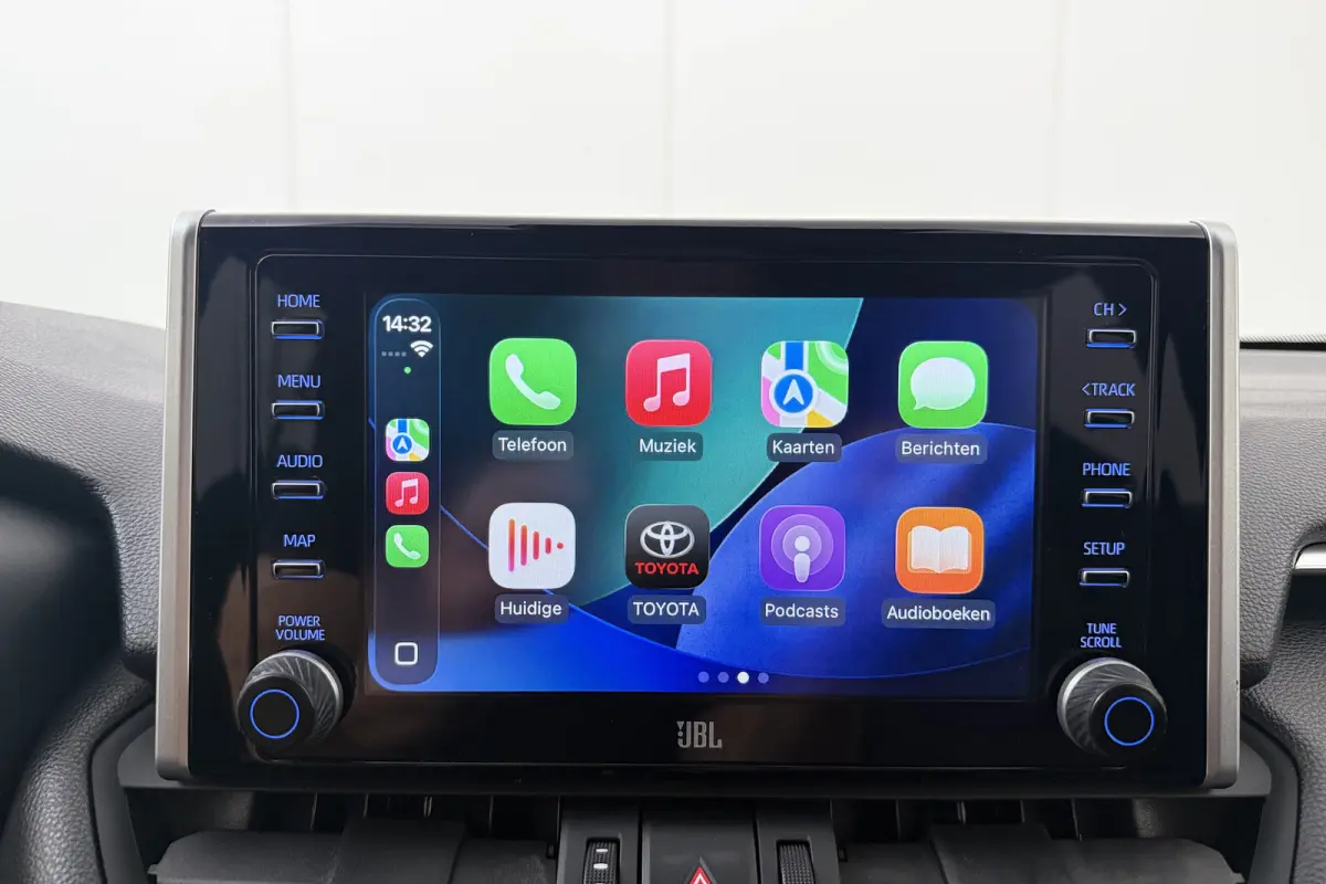 2.5 Hybrid AWD Bi-Tone Carplay Adapt. Cruise Camera