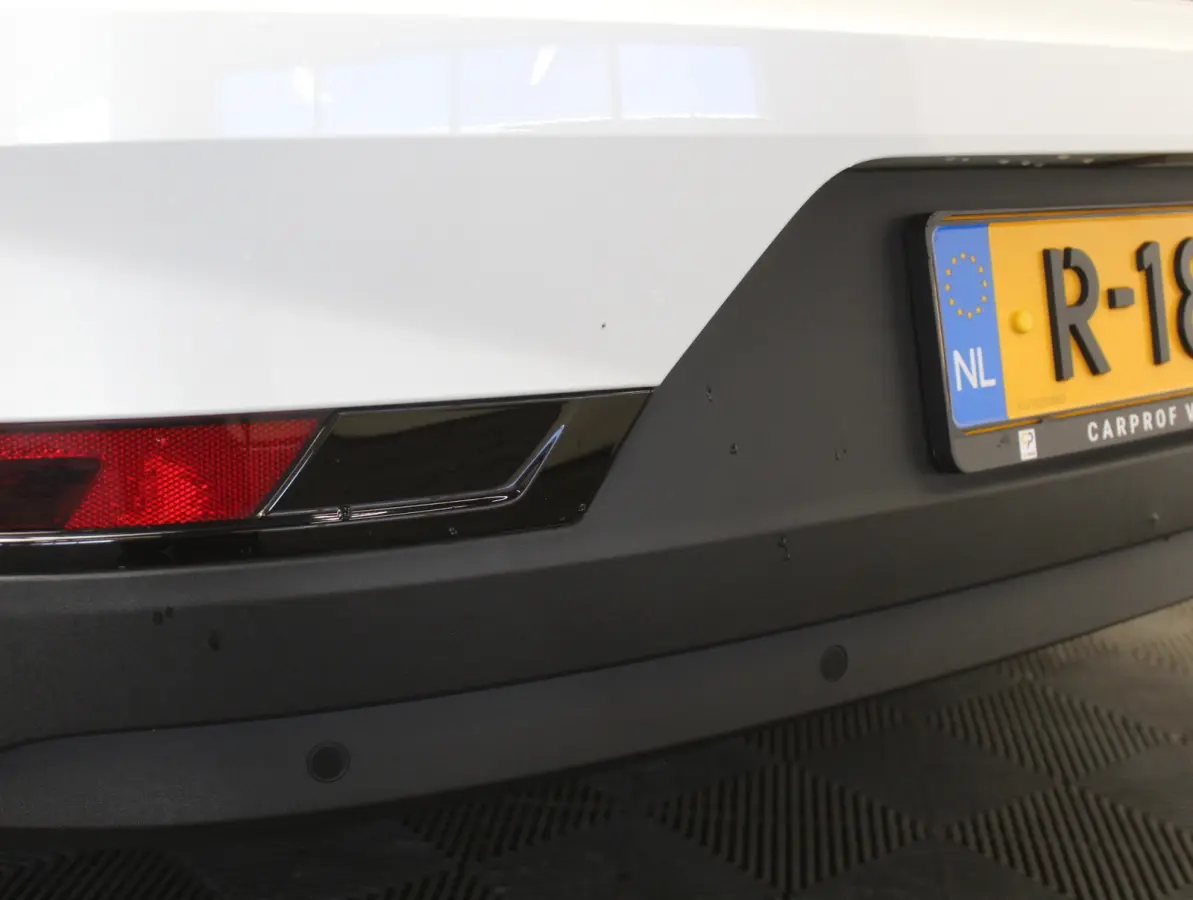 Standard Range Single Motor 69 kWh PILOTPACK | SOH 95% | CARPLAY | 360CAMERA | ADAPCRUISE | WEGKLAPTRHAAK | LMV19 | CLIMATE | STOELVERW | MEMSTOEL | DAB | LED