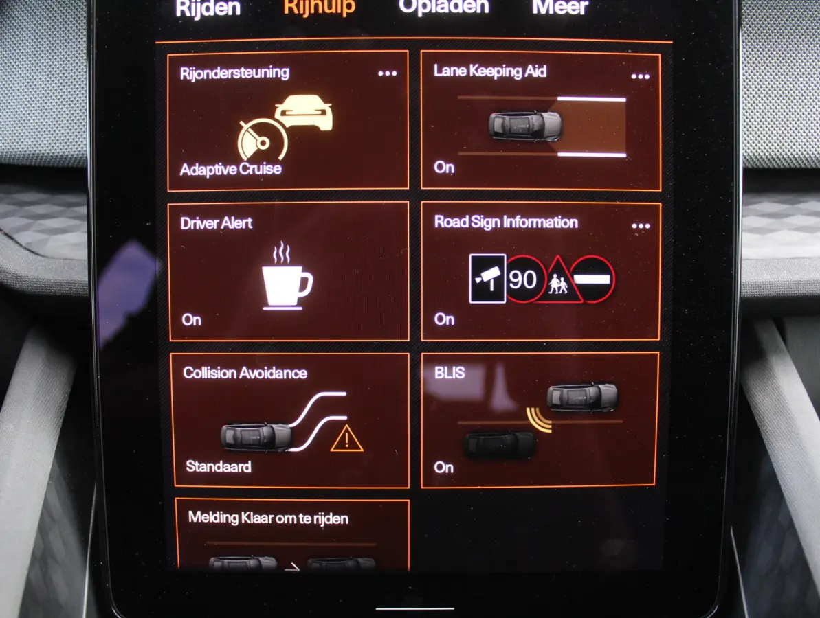 Standard Range Single Motor 69 kWh PILOTPACK | SOH 95% | CARPLAY | 360CAMERA | ADAPCRUISE | WEGKLAPTRHAAK | LMV19 | CLIMATE | STOELVERW | MEMSTOEL | DAB | LED
