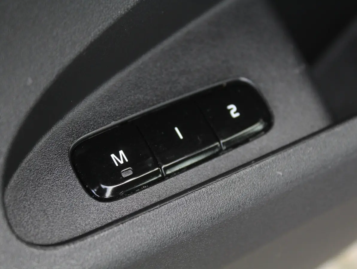 Standard Range Single Motor 69 kWh PILOTPACK | SOH 95% | CARPLAY | 360CAMERA | ADAPCRUISE | WEGKLAPTRHAAK | LMV19 | CLIMATE | STOELVERW | MEMSTOEL | DAB | LED