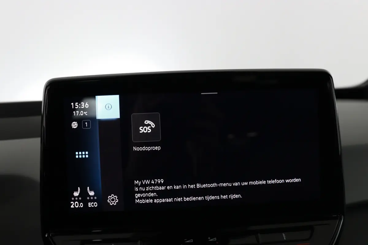First Plus 58 kWh | Cruise Control Adaptief | Panoramadak | Stoel-/stuurverwarming | Camera | Parkeersensoren | Matrix LED | Apple Carplay & Android Auto