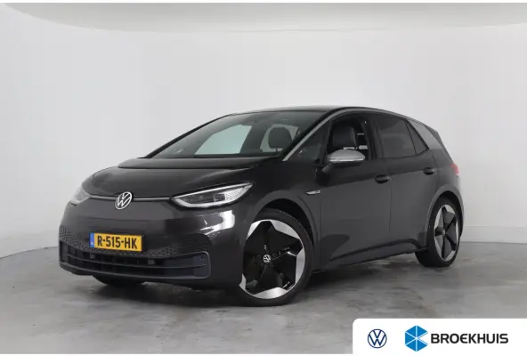 First Plus 58 kWh | Cruise Control Adaptief | Panoramadak | Stoel-/stuurverwarming | Camera | Parkeersensoren | Matrix LED | Apple Carplay & Android Auto