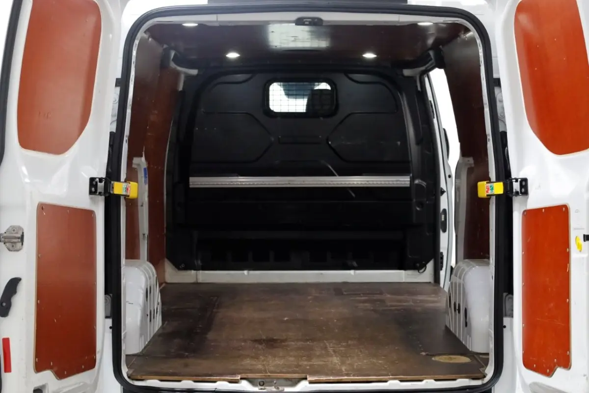 2.0 TDCI L2H1 Trend Airco/Navi/Trekhaak 2800kg 09-2022