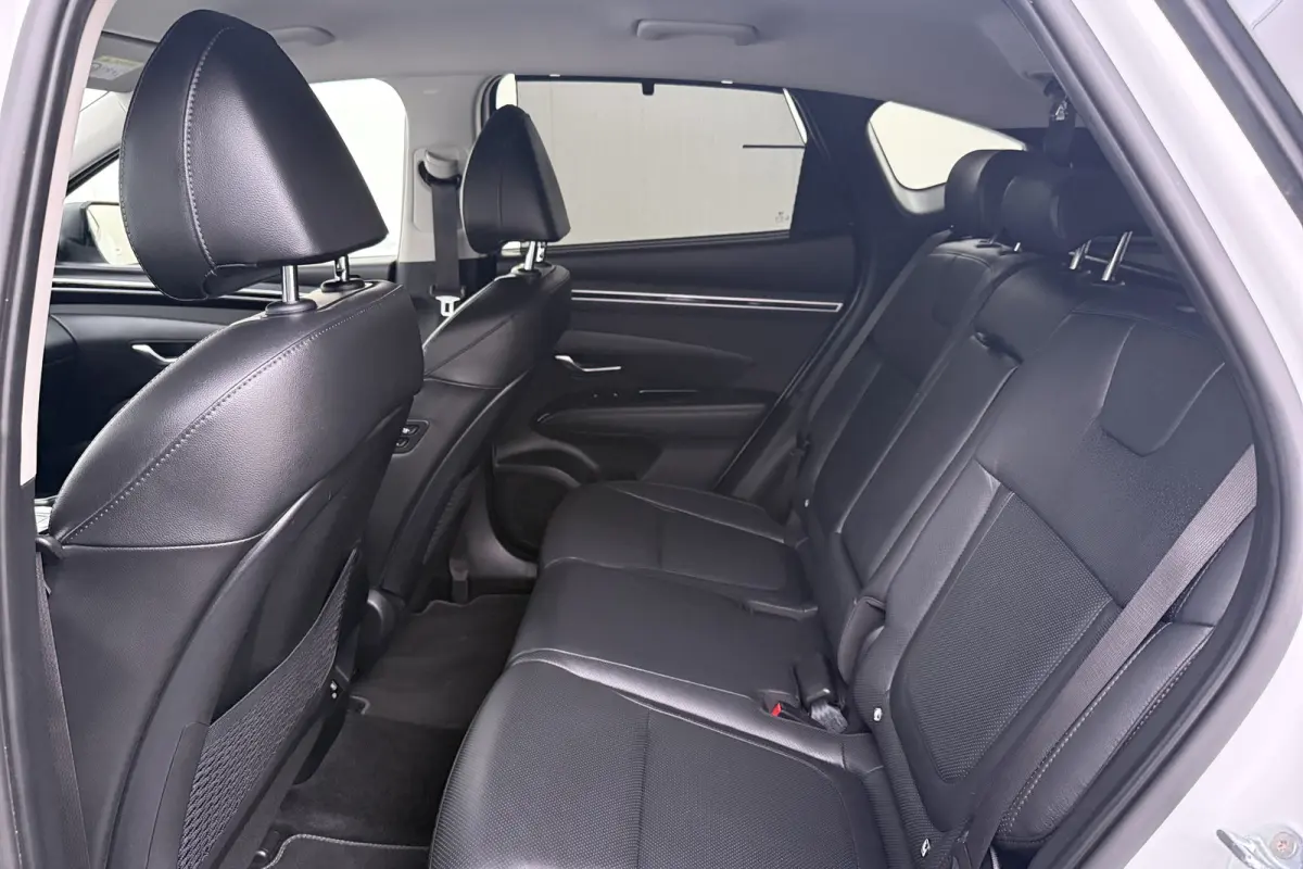 1.6 T-GDI PHEV Premium 4WD 360* Camera Memory Adapt.Cruise